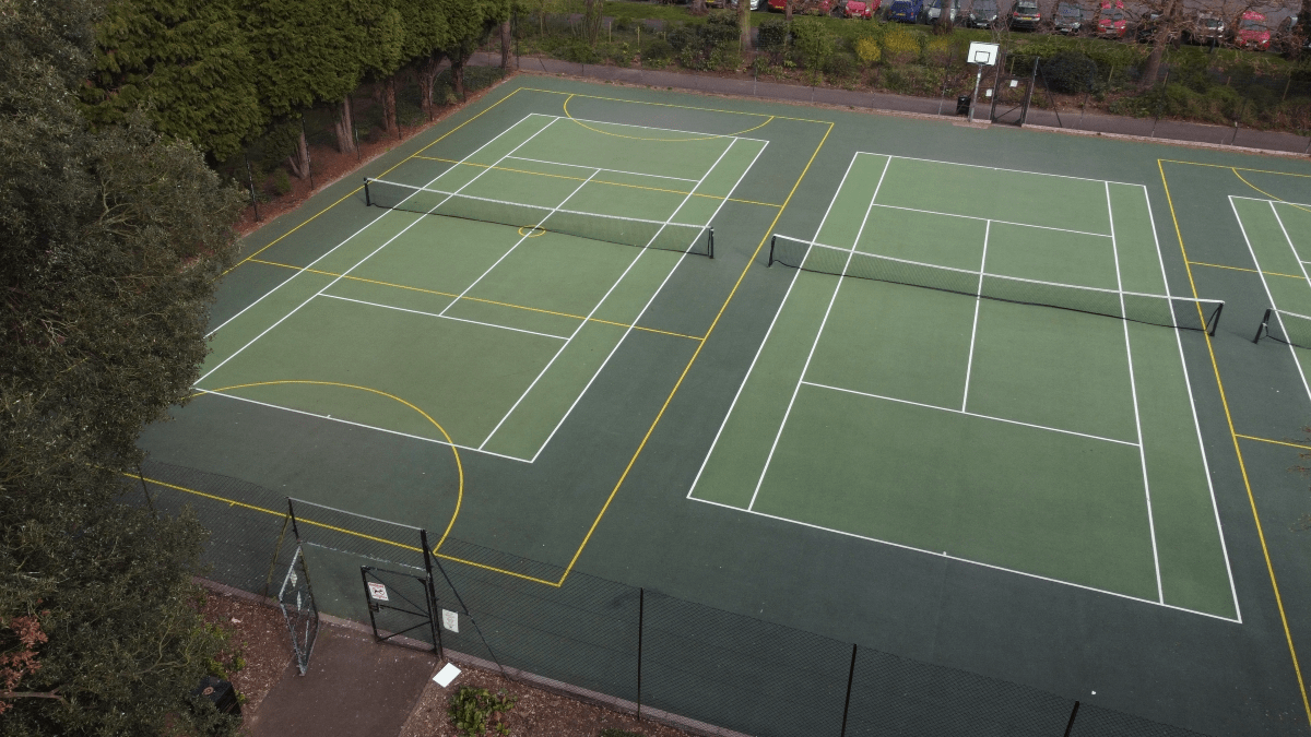 Christchurch Gardens Tennis and Basketball courts-min